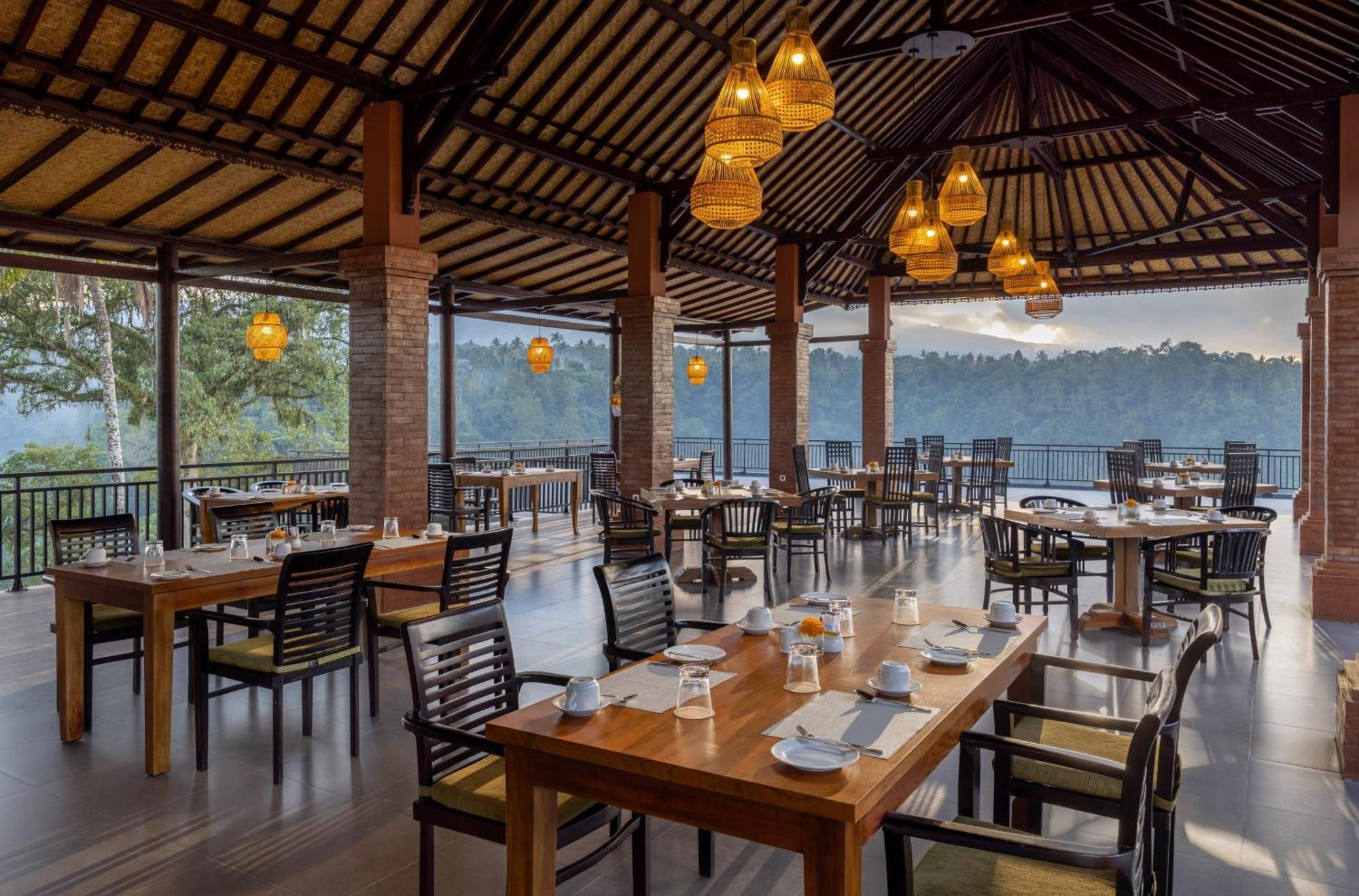 Tapa Agung View Hotel Menanga Екстериор снимка