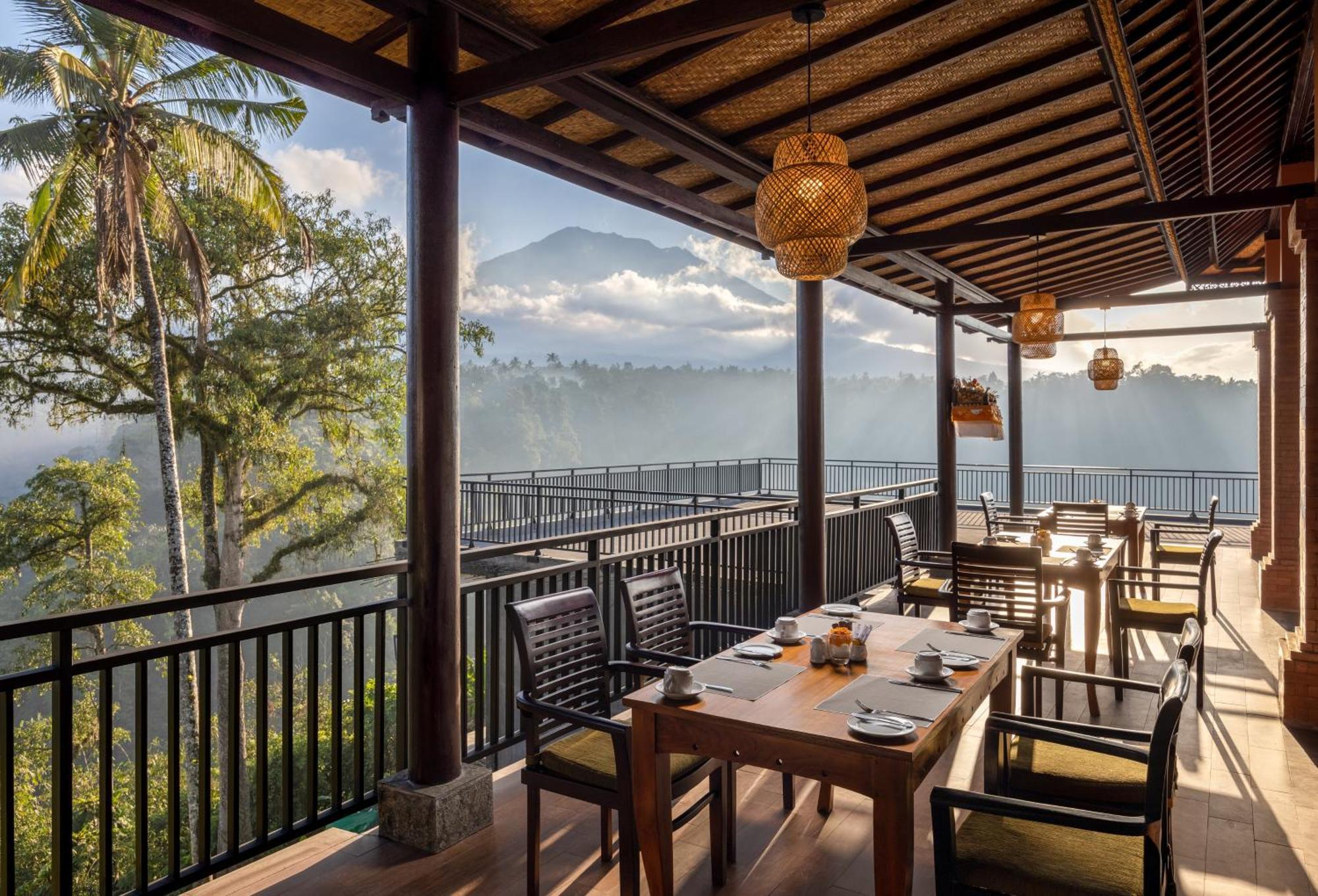 Tapa Agung View Hotel Menanga Екстериор снимка